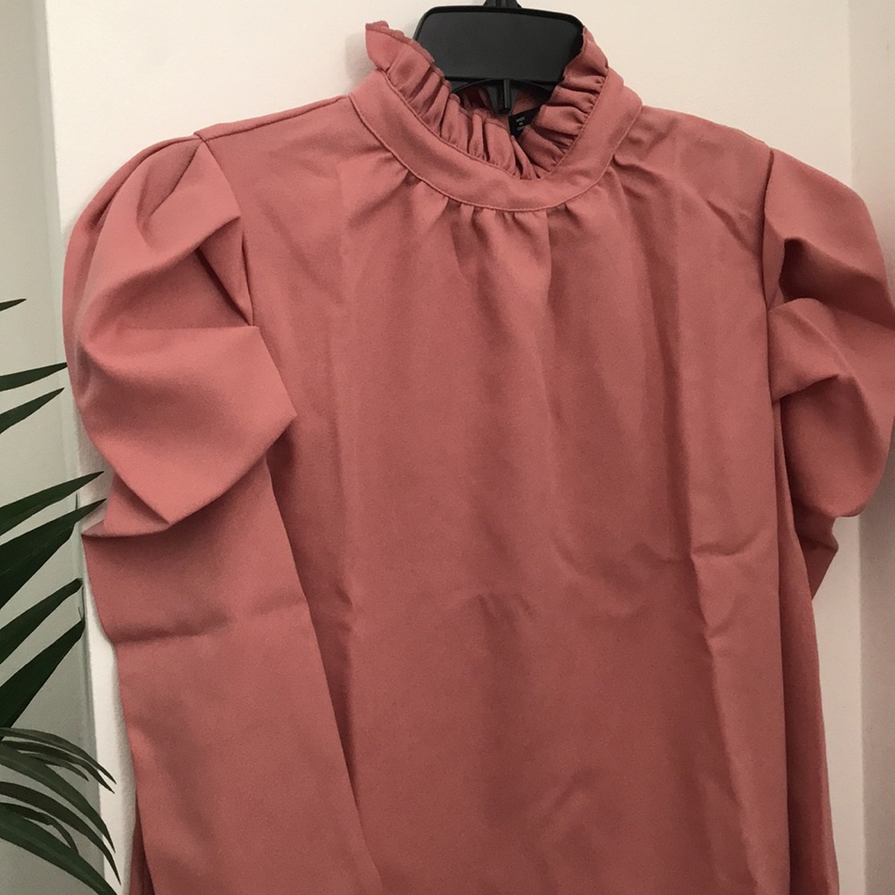NWOT- Ruffles  and puffed sleeves blouse